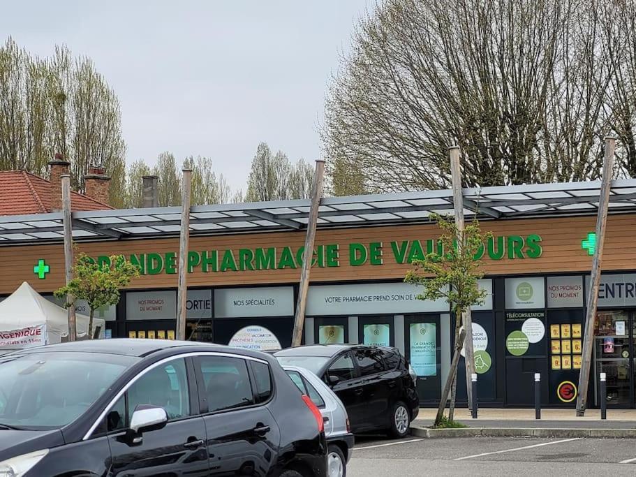 Joli T2, Terrasse Et Jardin, Ideal Pour Familles, A 15 Min De L'Aeroport Roissy Cdg Tremblay-en-France Kültér fotó