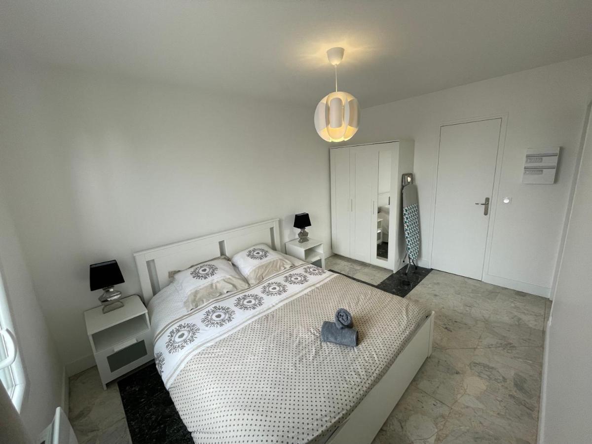 Joli T2, Terrasse Et Jardin, Ideal Pour Familles, A 15 Min De L'Aeroport Roissy Cdg Tremblay-en-France Kültér fotó