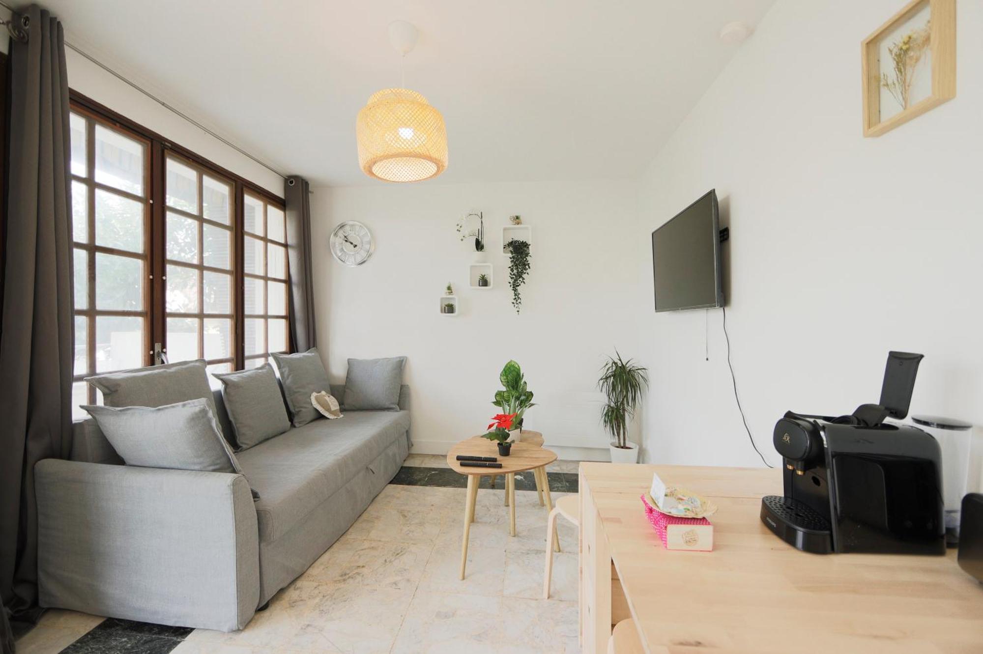 Joli T2, Terrasse Et Jardin, Ideal Pour Familles, A 15 Min De L'Aeroport Roissy Cdg Tremblay-en-France Kültér fotó