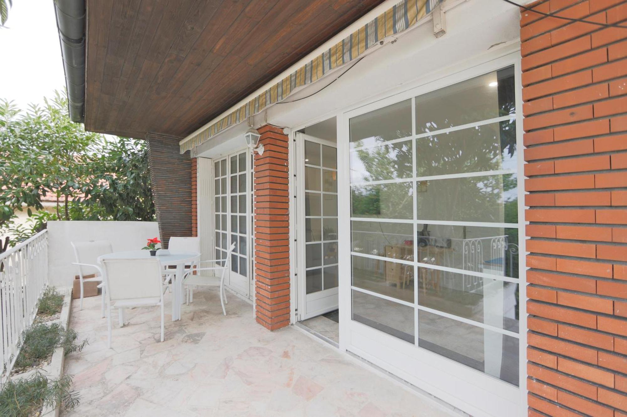 Joli T2, Terrasse Et Jardin, Ideal Pour Familles, A 15 Min De L'Aeroport Roissy Cdg Tremblay-en-France Kültér fotó
